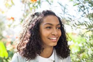 Blackish Yara Shahidi Porn - Yara Shahidi, at the Recess Eatery in Glendale, Calif., a favorite spot for  the 15-year-old. Credit Emily Berl for The New York Times