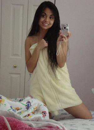 Nude 18 Year Old Sex - Super cute 18 year old non nude indian girlfriend