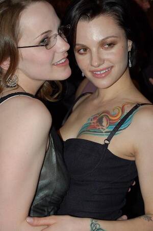 belladonna - File:Belladonna and friend at 2006 AVN Awards 3.jpg - Wikimedia Commons