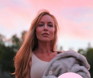 Fur Porn Stars - Porn Star Advice: Does Penis Size Matter?