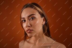 close up asian girls nude - Premium Photo | Pretty asian girl with evening makeup, naked shoulders,  earrings looks at camera