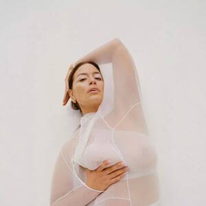 jamie graham - Ashley Graham bares hourglass curves in racy topless shoot as she unveils  weight loss - Daily Star