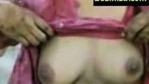 cam damage pussy - Pakistani Babe boob pussy show in Village