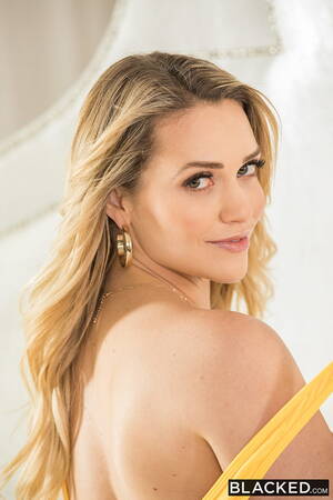 Blacked Porn Blonde Smiling - Mia Malkova, women, model, pornstar, blonde, smiling, face, blacked, HD  phone wallpaper | Peakpx