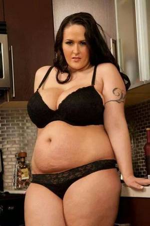 gorgeous bbw carmella - Carmella Bing as a plumper.