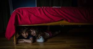 Littl Girl Looking At - In this case, a small child watching porn at school led to the arrest of  the father on suspicion of child abuse and sexual molestation.