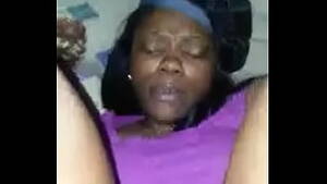 Black Milf Homemade Porn - Ebony milf in the mood - XNXX.COM