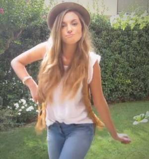 Cutiepiemarzia Porn Felix - CutiePieMarzia! It's so rare to see Marzia Bisognin in jeans!