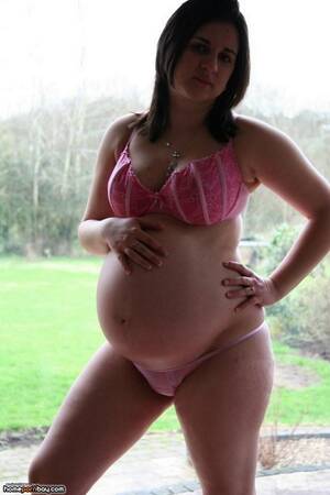 housewives pregnant nude - Pregnant housewife posing naked - 1 (21) Foto Porno - EPORNER