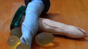 Alien Egg Porn - TIL that there is an emerging fetish called \