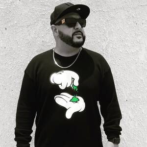 big black booty bouncing - Smokingroove Â· Biography