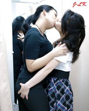 japanese lesbian kissing - Japanese Spit Lesbian Kisses Porn Pictures, XXX Photos, Sex Images #2127412  - PICTOA