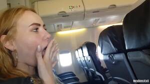 Airplane Public Porn - PUBLIC AIRPLANE Handjob and Blowjob - Bella Mur watch online or download
