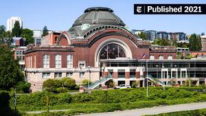 Blackmail Girl Porn - Man Who Blackmailed Girls to Send Explicit Images Is Sentenced to 20 Years  - The New York Times