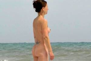 christian girls voyeur - Christian girls voyeur & Sexiest nude beach