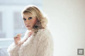 Jodie Sweetin - Jodie Sweetin's Return to Predictability | Complex