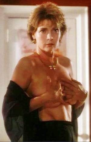 Meredith Grey Pussy - Celebrity Nude Century: 10 Rare Nudes #4 (Meredith Baxter, Teri Garr,  Taylor Swift...)