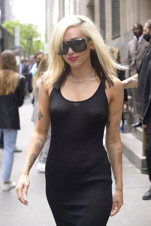 ass cock miley cyrus - Miley Cyrus â€“ Janet Charlton's Hollywood, Celebrity Gossip and Rumors