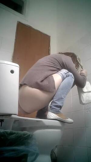 girls pooping spy - Spy poop - ThisVid.com