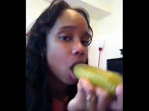 chicago latina girl sucking dick - 