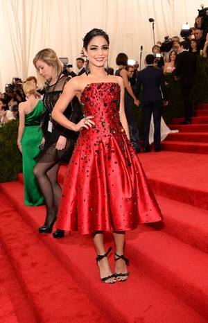 Formal Ball Porn - Vanessa Hudgens in H&M at the 2015 Met Ball // #style