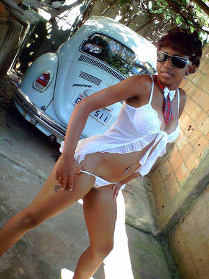 Black Self Shot Foot Porn - Ebony teen in non-nude self-shot pictures, big picture #4.