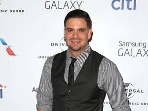 Glee Porn Captions Sex Toys - 'Glee' actor Mark Salling pleads guilty in child porn case
