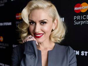 Gwen Stefani Hairy Pussy - Age-defying Gwen Stefani, 52, is wrinkle free in new stunning selfies -  Mirror Online