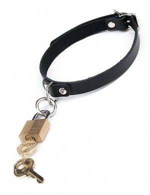 erotic tools - Nina Toubale, bdsm, s&m, bondage, sex, porn, sex toys,