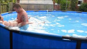 fat swimming - Bbw Fun In Pool - xxx Mobile Porno Videos & Movies - iPornTV.Net