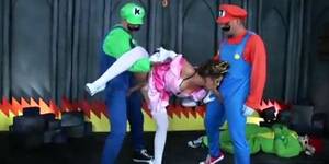 Brooklyn Chase Mario Porn - Brooklyn Chase - Laying Pipe with the Bros (Keiran Lee) - Tnaflix.com