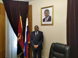 Melissa Theuriau Pussy - Embaixador- Augusto da Silva Cunha: 70% das armas de Angola sÃ£o fabricadas  na URSS e na RÃºssia | Jornal VisÃ£o