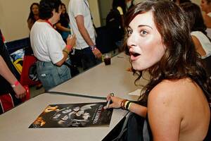 Margo Harshman Big Bang Theory Porn - Margo Harshman - Free pics, galleries & more at Babepedia