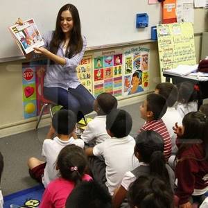 class some - Porn star Sasha Grey read books to some first graders at Los Angeles  elementary school
