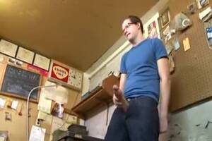 Hung Nerd Porn - Hung Nerd And The Bear on Gay Fuck Porn