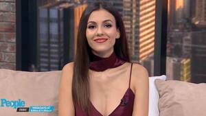 New Victoria Justice Porn - Victoria Justice Splurged on Chanel!