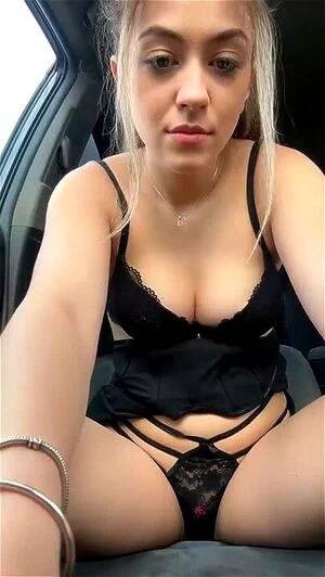 blonde babe masturbates and squirts - Watch Busty blonde babe masturbating in car and squirting outdoor - Booty,  Tease, Blonde Porn - SpankBang