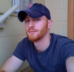 Carrot Hair Gay Porn - Parisian guy and big fan of Ginger & Hairy Men.