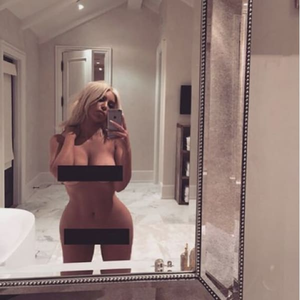 kim k - Kim Kardashian's nude feud means she's pouting all the way to the bank