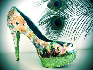 Disney Fairies Bugs Porn - DIY Tinkerbell shoe .... Only THIRTEEN more SHopping Days til my BIRTHDAY  after