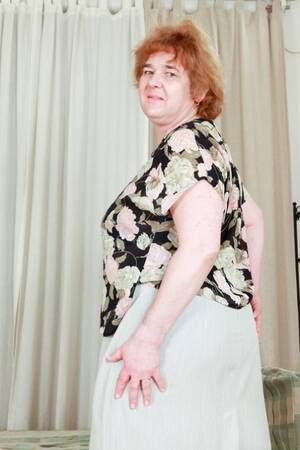 Andrea Uk Granny - Andrea Blue Porn Pics & Naked Photos - PornPics.com