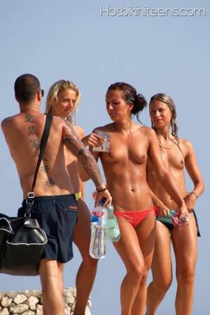 beach shower xxx - Teen Beach Shower - Teen Porn Videos And Free Xxx Movies