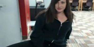 Amateur Teen Classroom - teen masturbate in classroom