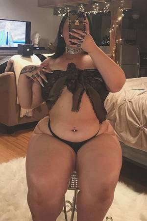 Galda Louise Fake Porn Agent - Female Form, Selfie, Curvy, Board, Selfies