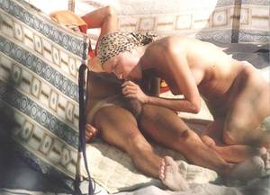 beach sex couple voyeur - Amateur Couple at Beach Voyeur Oral Sex