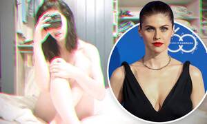 Alexandra Daddario Porn Games - Alexandra Daddario gets nude for her fans in an artistic Polaroid while on  vacation in the mountains | Daily Mail Online