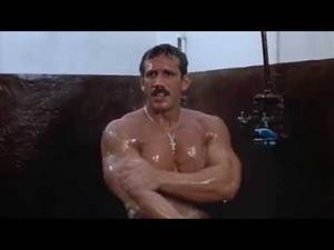 Bodybuilder Shower Porn - 
