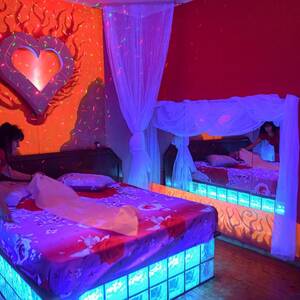 French Canadian Rare - Is France's porn industry having its #MeToo moment?