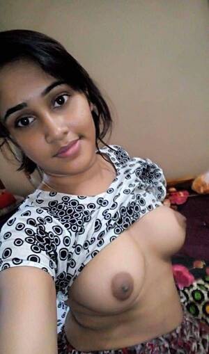 amazing indian college sex photo - Nude Indian college girl pics - FSI Blog