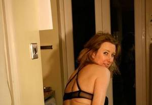 British Amateur Porn - Horny Amanda Jane Amateur British Wife